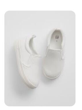 🆕 GAP Slip on sneakers 👟